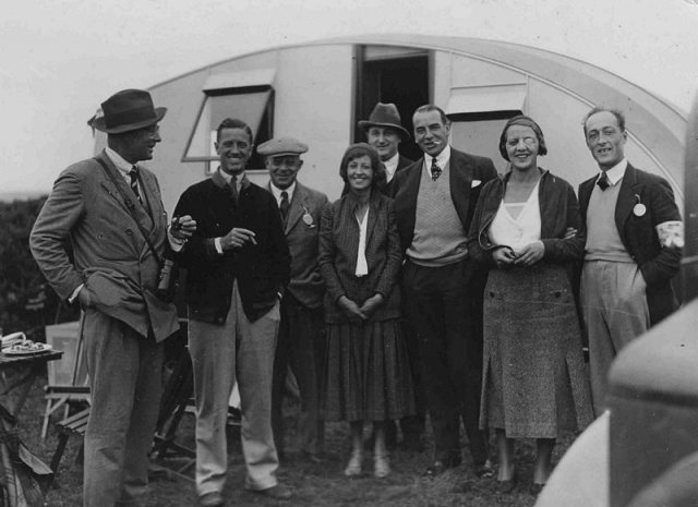 wally hope grahame-white etc early gliding meeting glyne 0738-0011